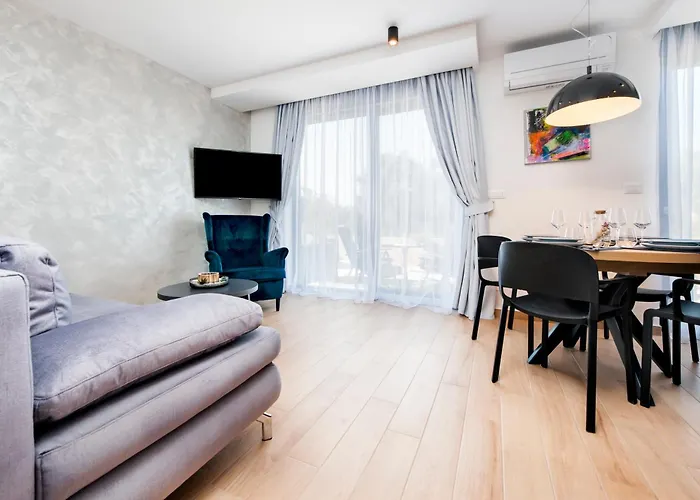 With Private Jacuzzi Garbin 1 And Garbin 2 Διαμέρισμα