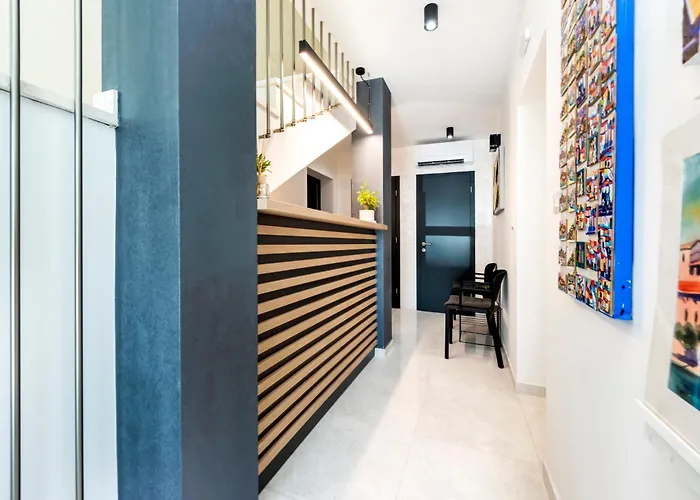 Διαμέρισμα With Private Jacuzzi Garbin 1 And Garbin 2