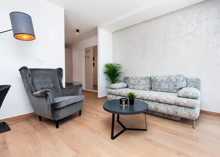 With Private Jacuzzi Garbin 1 And Garbin 2 Διαμέρισμα Ρόβινι