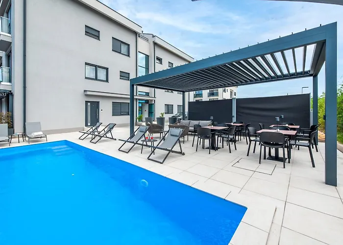 With Private Jacuzzi Garbin 1 And Garbin 2 Διαμέρισμα *