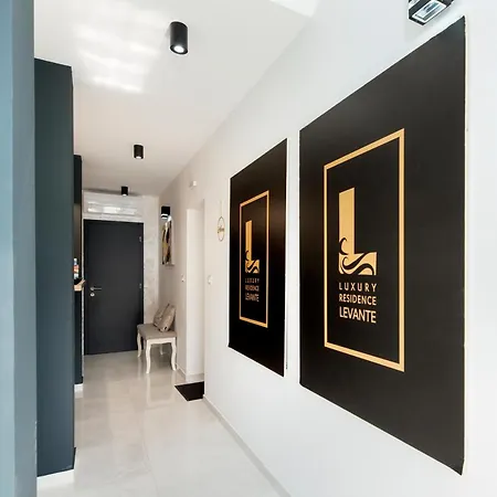 Apartment With Private Jacuzzi Garbin 1 And Garbin 2 *