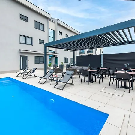 With Private Jacuzzi Garbin 1 And Garbin 2 Apartment *
