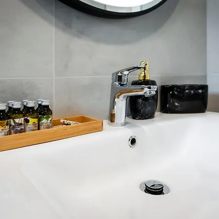 Apartment With Private Jacuzzi Garbin 1 And Garbin 2 *