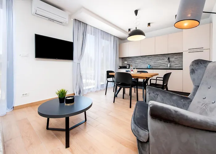 With Private Jacuzzi Garbin 1 And Garbin 2 Apartment