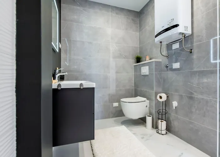 Apartment With Private Jacuzzi Garbin 1 And Garbin 2 *