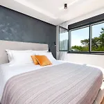 With Private Jacuzzi Garbin 1 And Garbin 2 Apartment