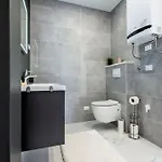 Apartment With Private Jacuzzi Garbin 1 And Garbin 2 *